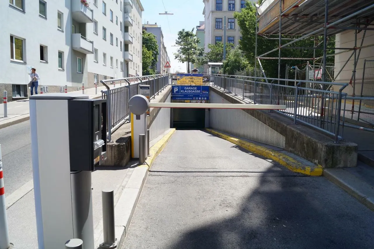 Herbststrasse Apartment 비엔나