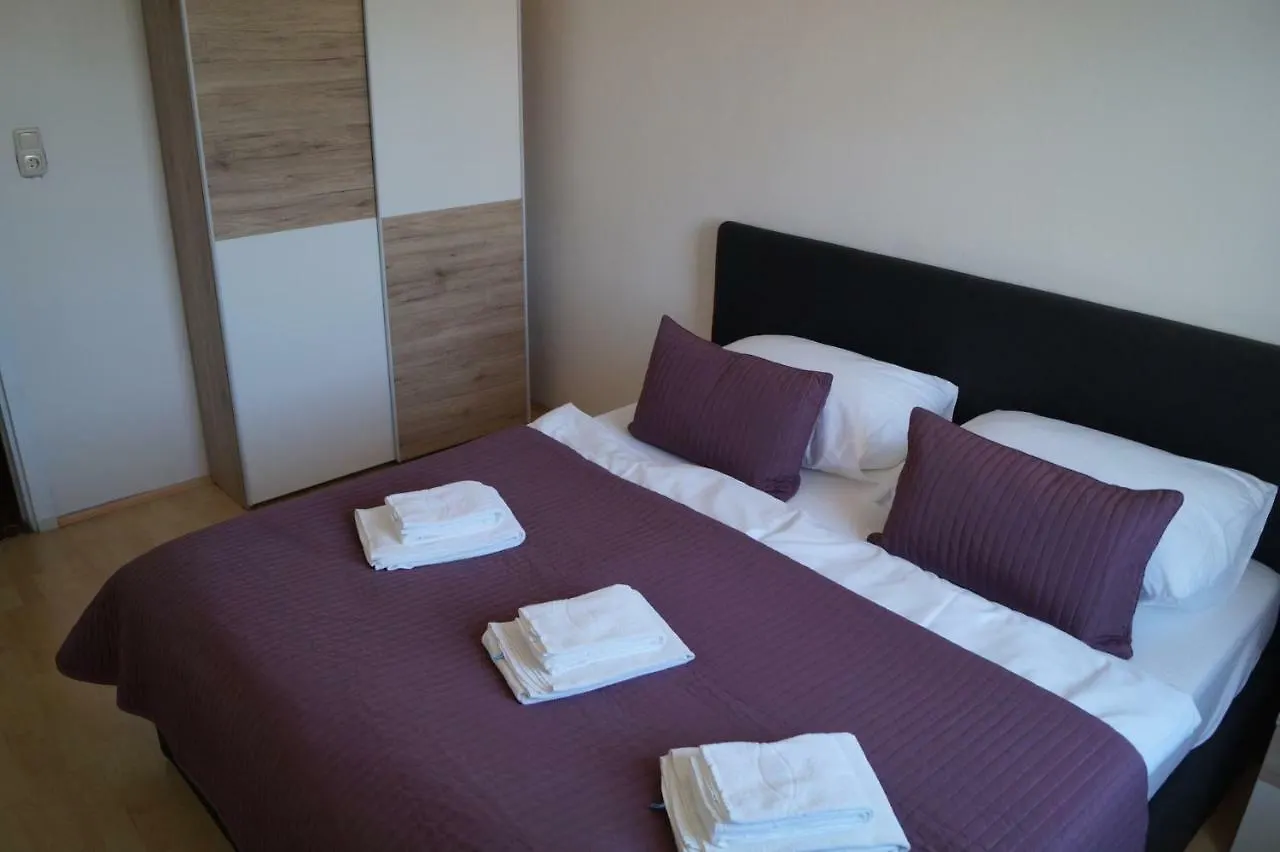 Herbststrasse Apartment Vienna Austria